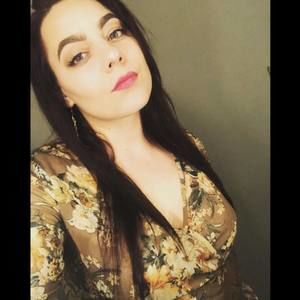 Meet your Posher, Elina